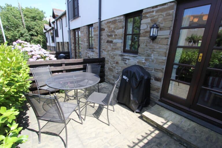 25 Old School Court, Padstow Jackie Stanley