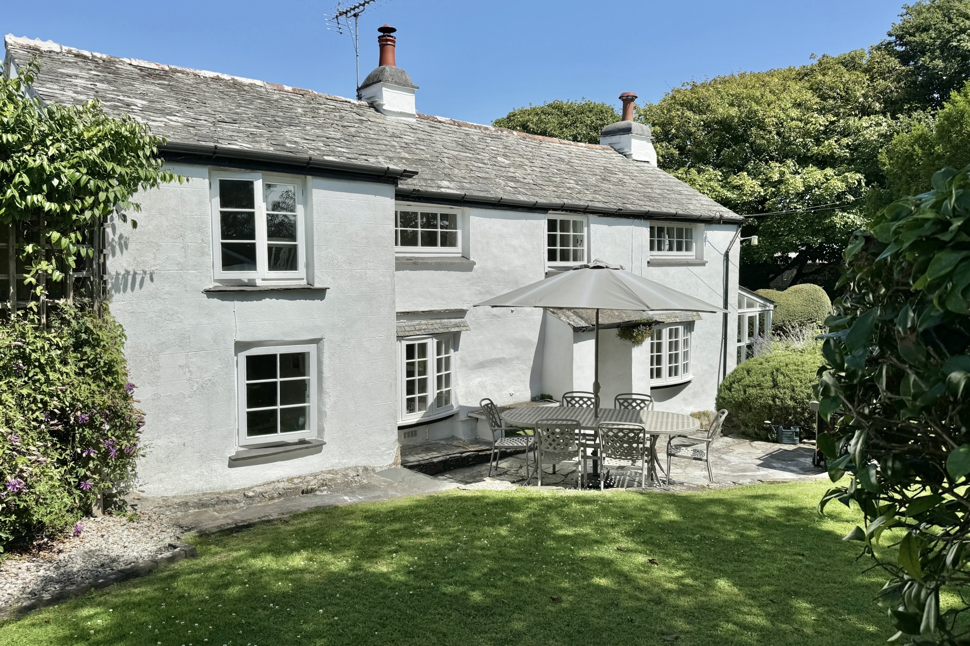Ayr Cottage